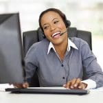 Image of a Signius call center agent providing bilingual answering service