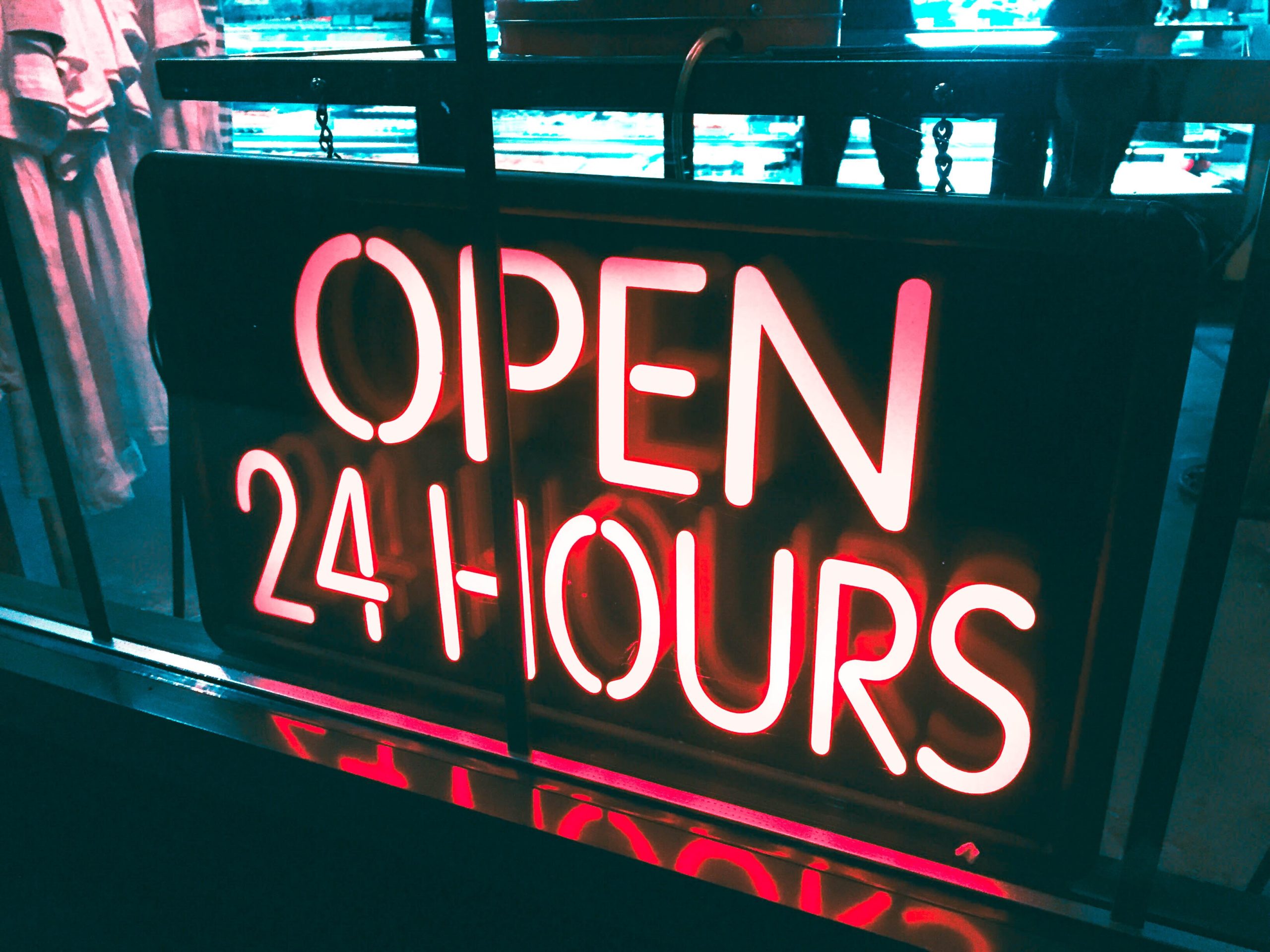 The Benefits For Small Businesses With 24 Hour Phone Answering Services