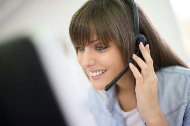 Image of a Signius receptionist providing professional live answering service